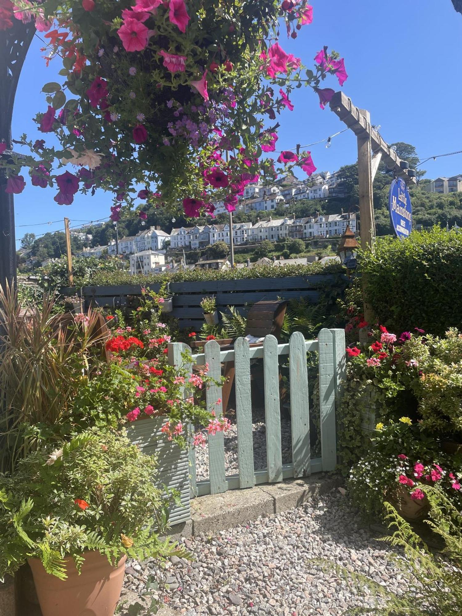 Little Mainstone Guest House Looe Buitenkant foto